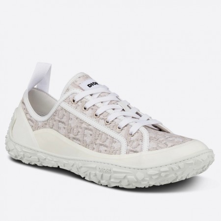 Dior Men's B28 Low-top Sneakers In White Oblique Jacquard