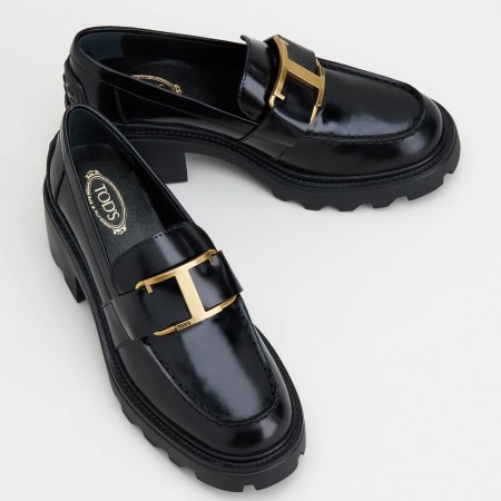 Tod's Women's Loafers In Black Shiny Calfskin 