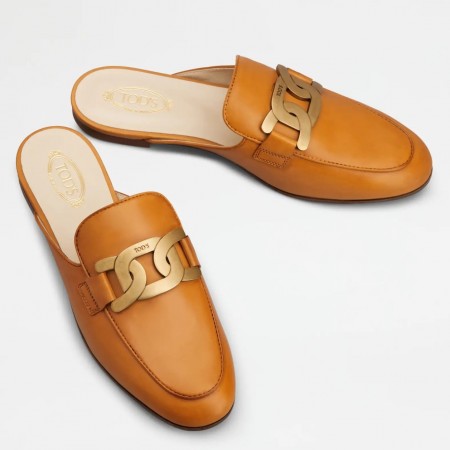Tod's Women's Mules In Tan Smooth Calfskin