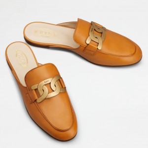 Tod's Women's Mules In Tan Smooth Calfskin