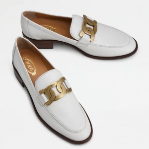 Tod's Women's Cuoio Loafers In White Calfskin 